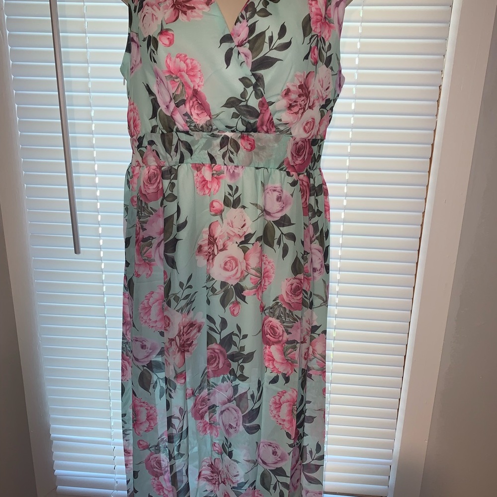 Never worn ordered from China didn’t fit